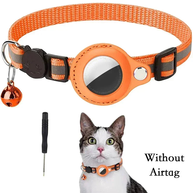 Anti-Lost Cat Collar with AirTag GPS Tracker Case – Reflective, Bell-Equipped Protective Necklace