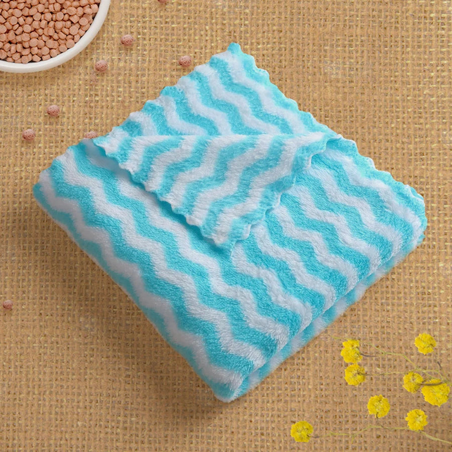 Pet Absorbent Bath Towel – Quick-Drying, Thick & Soft for Dogs and Cats
